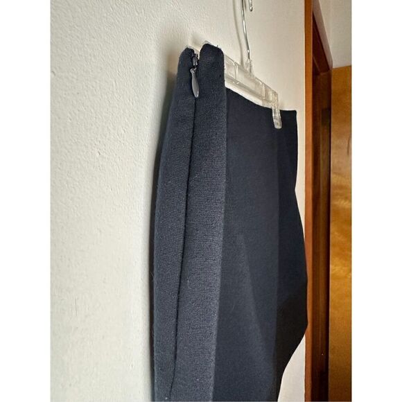 Tahari women’s navy blue & black lined mini skirt side zipper size 8 #44-1357 - Picture 3 of 8